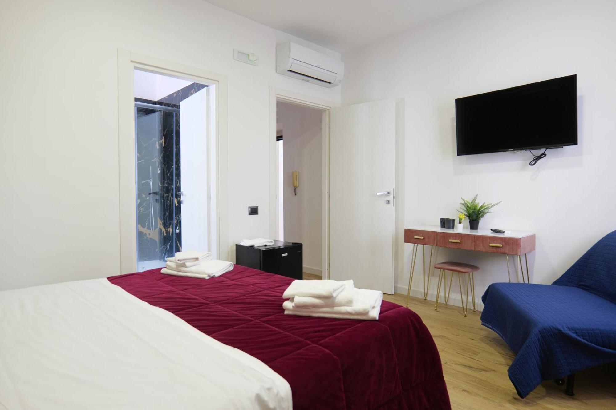 Dalmazia 33 Hotel Salerno Exterior photo